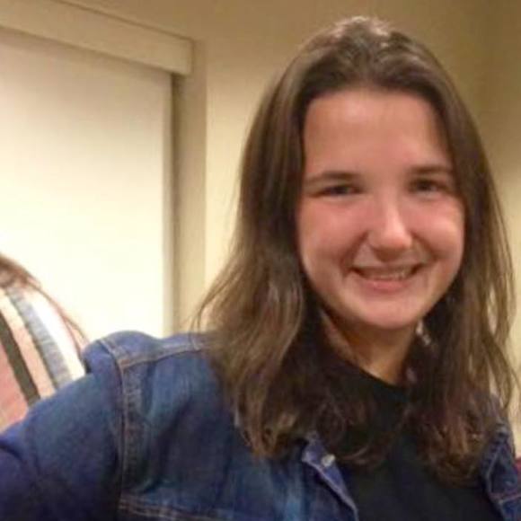 Meet your Posher, Laurie - Picture 1 of 1